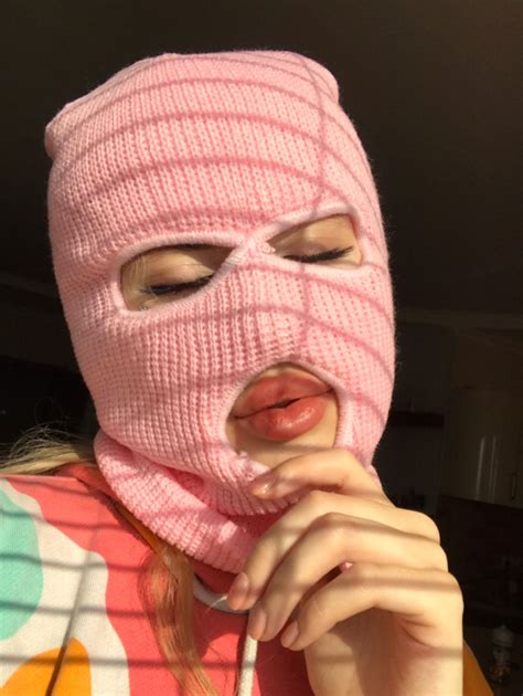Skimaskgirl uncensored onlyfans  She provides the greatest Onlyfans cumshot content on the web, and with a slew of
